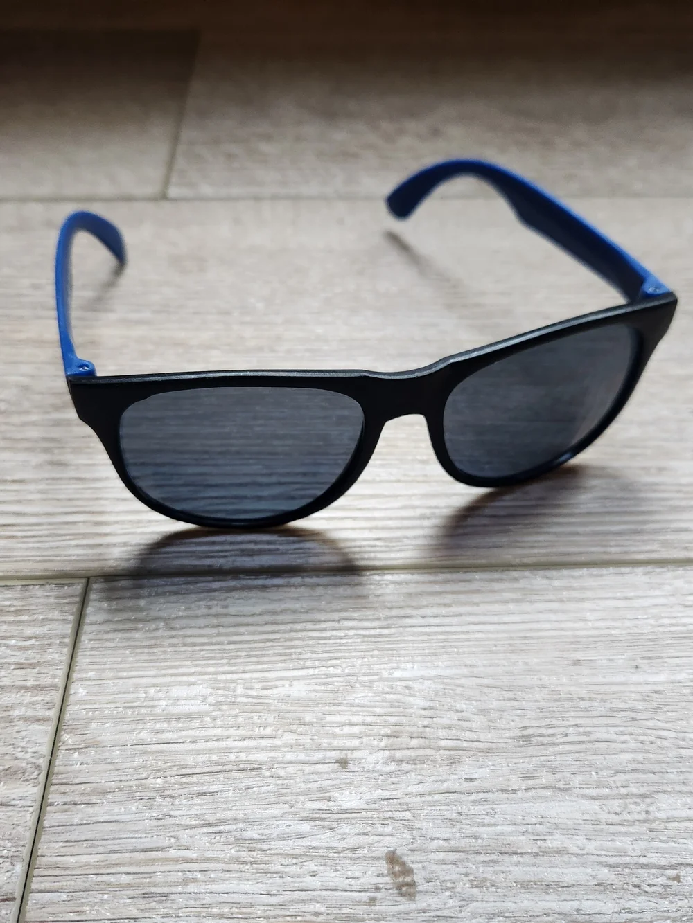 Classic Black & Blue Boy's Sunglasses